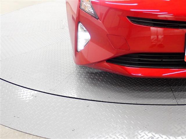 プリウス Sツーリングセレクション フルセグ メモリーナビ DVD再生 バックカメラ 衝突被害軽減システム ETC ドラレコ LEDヘッドランプ(10枚目)