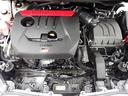エンジンルームも隅々まで綺麗に洗浄しています