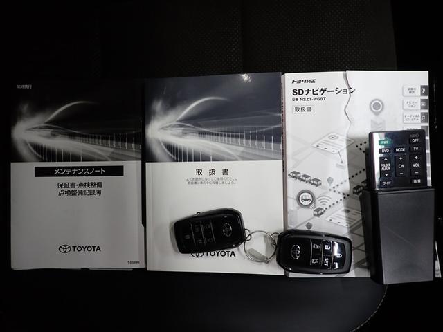 シエンタ ハイブリッドＧ　クエロ　フルセグ　メモリーナビ　ＤＶＤ再生　後席モニター　バックカメラ　衝突被害軽減システム　ＥＴＣ　ドラレコ　両側電動スライド　ＬＥＤヘッドランプ　ウオークスルー　乗車定員７人　３列シート　記録簿（39枚目）
