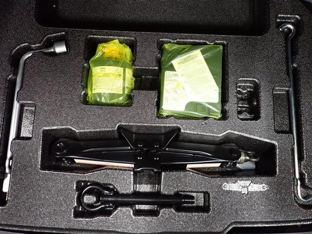 カローラ ハイブリッド　Ｇ－Ｘ　フルセグ　メモリーナビ　バックカメラ　衝突被害軽減システム　ＥＴＣ　ドラレコ　ＬＥＤヘッドランプ　記録簿（7枚目）