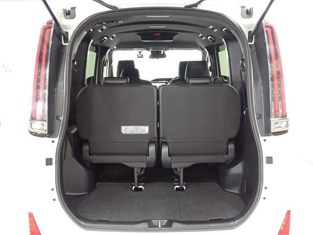 ノア ハイブリッドＳｉ　ダブルバイビーＩＩＩ　フルセグ　メモリーナビ　ＤＶＤ再生　後席モニター　バックカメラ　衝突被害軽減システム　ＥＴＣ　ドラレコ　両側電動スライド　ＬＥＤヘッドランプ　乗車定員７人　３列シート　記録簿（15枚目）