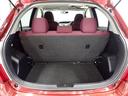 セカンドシートを倒すとさらに広々のラゲッジスペース