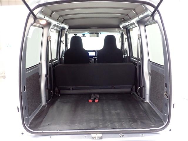 �傫���J���ĉו��̏o�����ꂪ���N���N