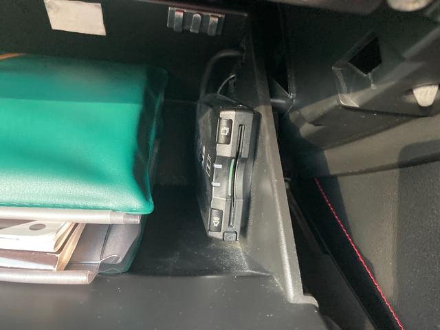 ８６ ＧＴリミテッド　ＥＴＣ　バックカメラ　ＴＶ　ＡＴ　ＨＩＤ　ＬＥＤヘッドランプ　スマートキー　シートヒーター　エアロ　アルミホイール　盗難防止システム　衝突安全ボディ　ＡＢＳ　ＥＳＣ　ＵＳＢ　Ｂｌｕｅｔｏｏｔｈ（11枚目）