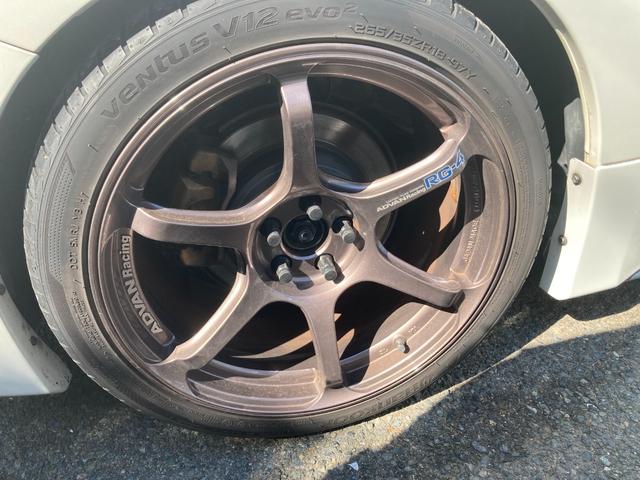 ８６ ＧＴリミテッド　ＥＴＣ　バックカメラ　ＴＶ　ＡＴ　ＨＩＤ　ＬＥＤヘッドランプ　スマートキー　シートヒーター　エアロ　アルミホイール　盗難防止システム　衝突安全ボディ　ＡＢＳ　ＥＳＣ　ＵＳＢ　Ｂｌｕｅｔｏｏｔｈ（20枚目）