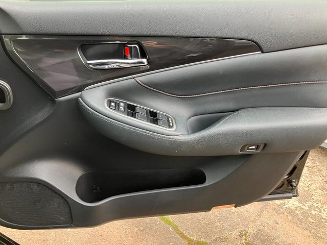 クラウンハイブリッド アスリートＳ　ＥＴＣ　オートクルーズコントロール　バックカメラ　ＴＶ　アルミホイール　ＨＩＤ　サンルーフ　ＣＶＴ　シートヒーター　スマートキー　アイドリングストップ　電動格納ミラー　盗難防止システム　パワーシート（23枚目）