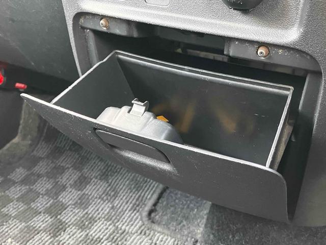 タント カスタムＸスペシャル　ＥＴＣ　電動スライドドア　ＨＩＤ　スマートキー　アイドリングストップ　電動格納ミラー　ＣＶＴ　盗難防止システム　ＡＢＳ　ＣＤ　ミュージックプレイヤー接続可　アルミホイール　衝突安全ボディ　エアコン（33枚目）