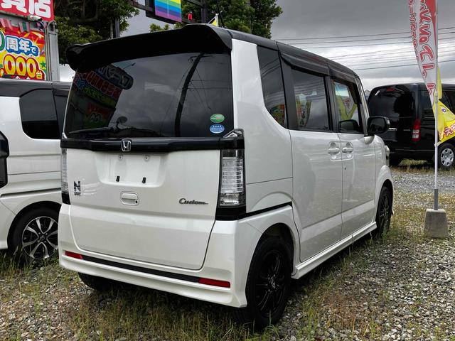 Ｎ－ＢＯＸカスタム Ｇ・Ａパッケージ　ＥＴＣ　両側電動スライドドア　ナビ　ＴＶ　衝突被害軽減システム　オートライト　ＨＩＤ　スマートキー　アイドリングストップ　電動格納ミラー　ベンチシート　ＣＶＴ　盗難防止システム　ＡＢＳ　ＥＳＣ　ＣＤ（15枚目）