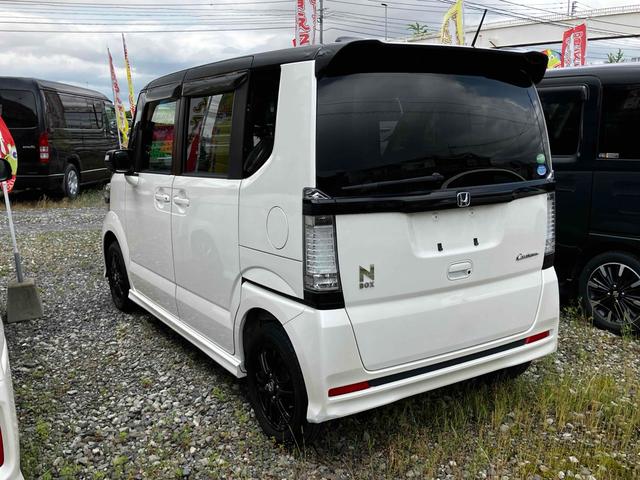 Ｎ－ＢＯＸカスタム Ｇ・Ａパッケージ　ＥＴＣ　両側電動スライドドア　ナビ　ＴＶ　衝突被害軽減システム　オートライト　ＨＩＤ　スマートキー　アイドリングストップ　電動格納ミラー　ベンチシート　ＣＶＴ　盗難防止システム　ＡＢＳ　ＥＳＣ　ＣＤ（22枚目）