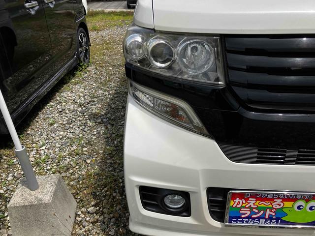 Ｎ－ＢＯＸカスタム Ｇ・Ａパッケージ　ＥＴＣ　両側電動スライドドア　ナビ　ＴＶ　衝突被害軽減システム　オートライト　ＨＩＤ　スマートキー　アイドリングストップ　電動格納ミラー　ベンチシート　ＣＶＴ　盗難防止システム　ＡＢＳ　ＥＳＣ　ＣＤ（30枚目）
