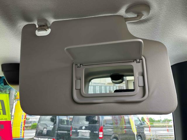 Ｎ－ＢＯＸカスタム Ｇ・Ａパッケージ　ＥＴＣ　両側電動スライドドア　ナビ　ＴＶ　衝突被害軽減システム　オートライト　ＨＩＤ　スマートキー　アイドリングストップ　電動格納ミラー　ベンチシート　ＣＶＴ　盗難防止システム　ＡＢＳ　ＥＳＣ　ＣＤ（43枚目）