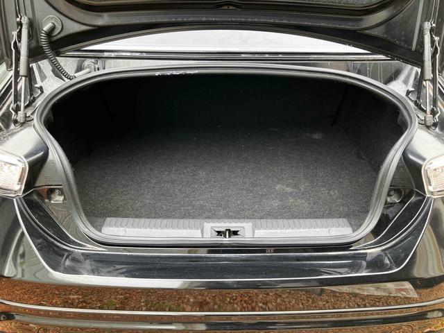 ８６ ＧＴ　ＥＴＣ　ナビ　ＴＶ　ＡＴ　オートライト　ＨＩＤ　ＬＥＤヘッドランプ　スマートキー　電動格納ミラー　エアロ　アルミホイール　盗難防止システム　衝突安全ボディ　ＡＢＳ　ＥＳＣ　ＣＤ　ＤＶＤ再生　エアコン（19枚目）