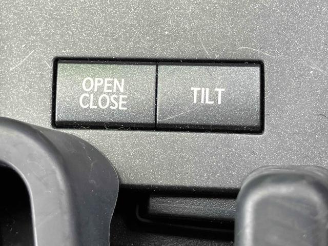 ＣＴ ＣＴ２００ｈ　ドライブレコーダー　ＥＴＣ　バックカメラ　ナビ　ＴＶ　オートクルーズコントロール　アルミホイール　スマートキー　電動格納ミラー　シートヒーター　ＣＶＴ　盗難防止システム　衝突安全ボディ　ＡＢＳ　ＣＤ（39枚目）