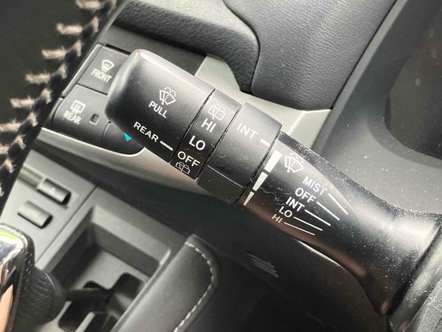 ＣＴ ＣＴ２００ｈ　ドライブレコーダー　ＥＴＣ　バックカメラ　ナビ　ＴＶ　オートクルーズコントロール　アルミホイール　スマートキー　電動格納ミラー　シートヒーター　ＣＶＴ　盗難防止システム　衝突安全ボディ　ＡＢＳ　ＣＤ（44枚目）
