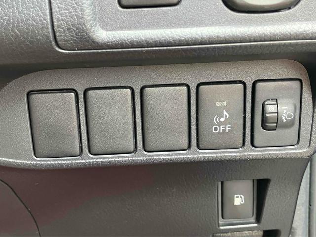 ＣＴ ＣＴ２００ｈ　ドライブレコーダー　ＥＴＣ　バックカメラ　ナビ　ＴＶ　オートクルーズコントロール　アルミホイール　スマートキー　電動格納ミラー　シートヒーター　ＣＶＴ　盗難防止システム　衝突安全ボディ　ＡＢＳ　ＣＤ（51枚目）