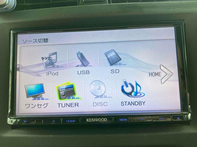 ジムニー ランドベンチャー　４ＷＤ　ナビ　ＴＶ　キーレスエントリー　電動格納ミラー　シートヒーター　ＡＴ　ＡＢＳ　ＣＤ　ＤＶＤ再生　ＵＳＢ　ルーフレール　アルミホイール　衝突安全ボディ　エアコン　パワーウィンドウ（5枚目）