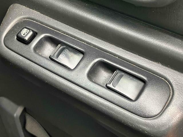 ジムニー ランドベンチャー　４ＷＤ　ナビ　ＴＶ　キーレスエントリー　電動格納ミラー　シートヒーター　ＡＴ　ＡＢＳ　ＣＤ　ＤＶＤ再生　ＵＳＢ　ルーフレール　アルミホイール　衝突安全ボディ　エアコン　パワーウィンドウ（11枚目）