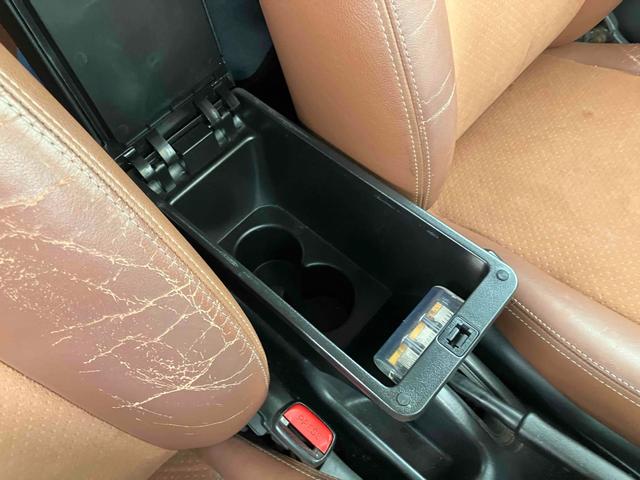 ジムニー ランドベンチャー　４ＷＤ　ナビ　ＴＶ　キーレスエントリー　電動格納ミラー　シートヒーター　ＡＴ　ＡＢＳ　ＣＤ　ＤＶＤ再生　ＵＳＢ　ルーフレール　アルミホイール　衝突安全ボディ　エアコン　パワーウィンドウ（39枚目）
