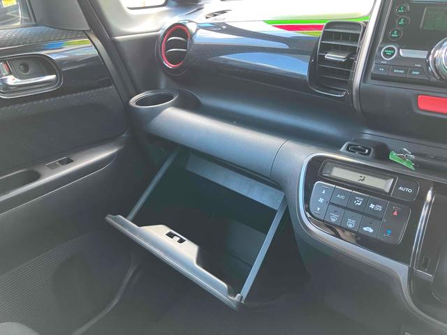 Ｎ－ＢＯＸカスタム Ｇ・Ａパッケージ　バックカメラ　両側電動スライドドア　衝突被害軽減システム　オートライト　ＨＩＤ　スマートキー　アイドリングストップ　電動格納ミラー　ベンチシート　ＣＶＴ　盗難防止システム　ＡＢＳ　ＥＳＣ（30枚目）