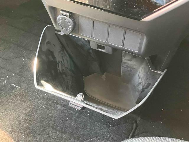 ルーミー カスタムＧ　ドライブレコーダー　ＥＴＣ　バックカメラ　ナビ　ＴＶ　両側電動スライドドア　オートクルーズコントロール　アルミホイール　オートライト　ＬＥＤヘッドランプ　スマートキー　アイドリングストップ（39枚目）