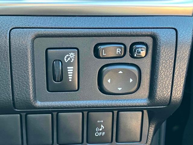 ＣＴ ＣＴ２００ｈ　Ｆスポーツ　ＥＴＣ　バックカメラ　ナビ　ＴＶ　オートクルーズコントロール　アルミホイール　ＬＥＤヘッドランプ　パワーシート　スマートキー　電動格納ミラー　シートヒーター　ＣＶＴ　盗難防止システム　衝突安全ボディ（25枚目）
