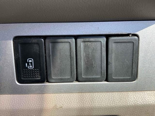 当店のお車をご覧いただきましてありがとうございます。お車についてのご質問やお見積りのご依頼、ご購入にあたってのご相談などお気軽にお問い合わせ下さい!