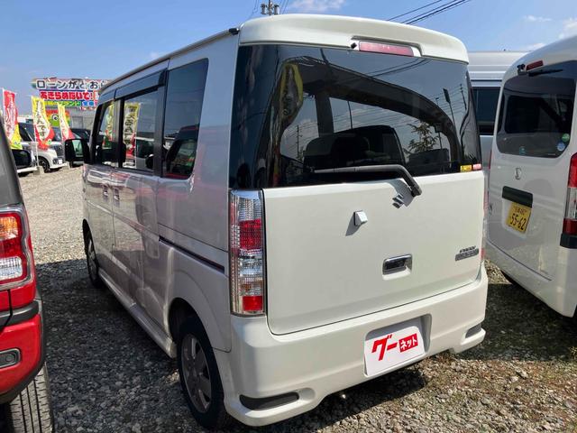 この度は当店のお車をご覧になっていただき、誠にありがとうございます。じっくり現車確認して頂けるよう、ご準備を致します!