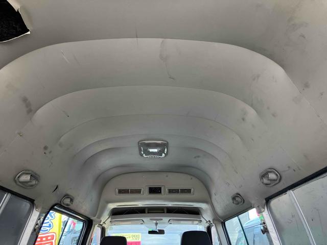 キャラバン  DX ETC スライドドア 電動格納ミラー AT エアコン パワーウィンドウ CD MD(16枚目)