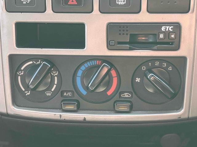 キャラバン  DX ETC スライドドア 電動格納ミラー AT エアコン パワーウィンドウ CD MD(30枚目)