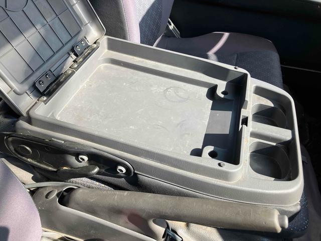 キャラバン  DX ETC スライドドア 電動格納ミラー AT エアコン パワーウィンドウ CD MD(45枚目)