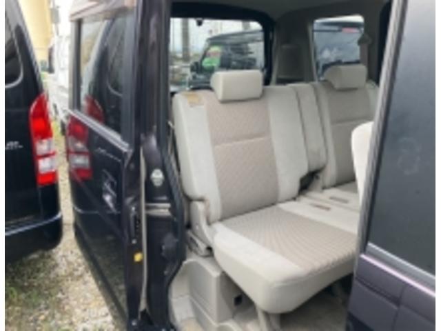 エブリイワゴン ＰＺターボ　ドライブレコーダー　両側スライド・片側電動　ナビ　ＴＶ　キーレスエントリー　電動格納ミラー　ＡＴ　盗難防止システム　ＡＢＳ　ＣＤ　ＤＶＤ再生　ＵＳＢ　Ｂｌｕｅｔｏｏｔｈ　アルミホイール（11枚目）