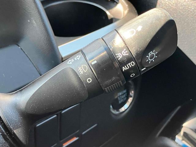 アルファード ２．５Ｓ　Ｃパッケージ　ＥＴＣ　バックカメラ　ナビ　ＴＶ　クリアランスソナー　オートクルーズコントロール　衝突被害軽減システム　両側電動スライドドア　オートライト　ＬＥＤヘッドランプ　電動リアゲート　スマートキー（51枚目）