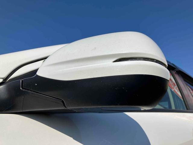 ヴェゼル ハイブリッドＸ　ＥＴＣ　バックカメラ　オートクルーズコントロール　衝突被害軽減システム　ナビ　ＴＶ　オートライト　ＬＥＤヘッドランプ　アルミホイール　スマートキー　電動格納ミラー　ＡＴ　盗難防止システム（28枚目）