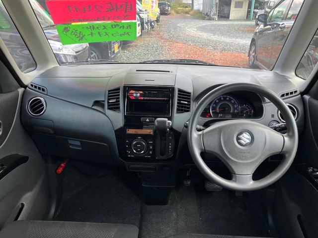 パレットＳＷ ＸＳ　バックカメラ　両側スライド・片側電動　オートライト　ＨＩＤ　スマートキー　電動格納ミラー　ベンチシート　ＣＶＴ　盗難防止システム　ＡＢＳ　ＣＤ　アルミホイール　衝突安全ボディ　エアコン（2枚目）