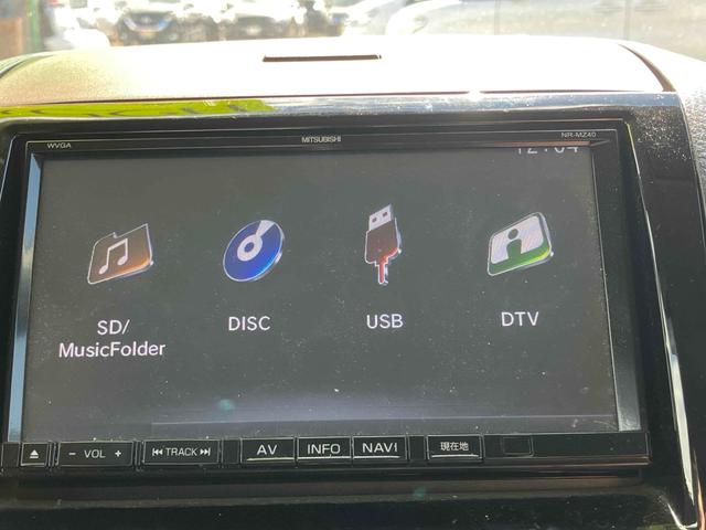 ルークス ハイウェイスター　両側スライド・片側電動　ナビ　ＴＶ　オートライト　ＨＩＤ　スマートキー　電動格納ミラー　ＣＶＴ　盗難防止システム　ＡＢＳ　ＣＤ　ＤＶＤ再生　ＵＳＢ　アルミホイール　衝突安全ボディ　エアコン（5枚目）