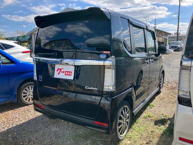 Ｎ－ＢＯＸカスタム Ｇ　ターボＳＳパッケージ　ＥＴＣ　バックカメラ　両側電動スライドドア　ナビ　ＴＶ　オートクルーズコントロール　オートライト　ＨＩＤ　スマートキー　アイドリングストップ　電動格納ミラー　ベンチシート　ターボ　ＣＶＴ（17枚目）