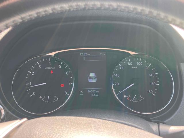 エクストレイル ２０Ｘ　ＥＴＣ　バックカメラ　クリアランスソナー　ナビ　ＴＶ　オートライト　アルミホイール　スマートキー　アイドリングストップ　電動格納ミラー　シートヒーター　ＣＶＴ　盗難防止システム　衝突安全ボディ　ＣＤ（42枚目）