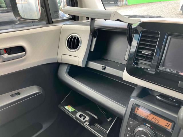 モコ X ナビ スマートキー 電動格納ミラー ベンチシート CVT 盗難防止システム ABS 衝突安全ボディ エアコン パワーステアリング(10枚目)