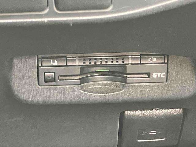 プリウス Sツーリングセレクション・マイコーデ ETC バックカメラ ナビ アルミホイール オートライト HID LEDヘッドランプ CVT スマートキー アイドリングストップ 電動格納ミラー 盗難防止システム パワーシート CD 衝突安全ボディ(6枚目)
