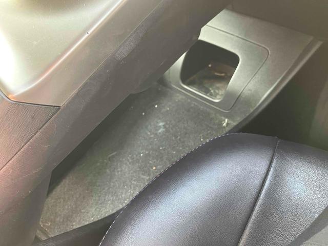 プリウス Sツーリングセレクション・マイコーデ ETC バックカメラ ナビ アルミホイール オートライト HID LEDヘッドランプ CVT スマートキー アイドリングストップ 電動格納ミラー 盗難防止システム パワーシート CD 衝突安全ボディ(33枚目)