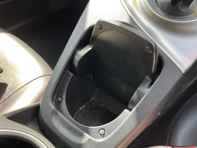 プリウス Sツーリングセレクション・マイコーデ ETC バックカメラ ナビ アルミホイール オートライト HID LEDヘッドランプ CVT スマートキー アイドリングストップ 電動格納ミラー 盗難防止システム パワーシート CD 衝突安全ボディ(34枚目)