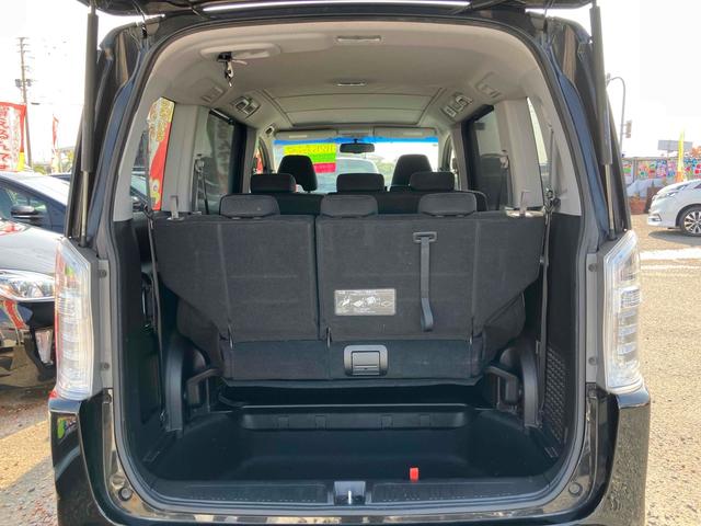 ステップワゴンスパーダ Z ETC バックカメラ ナビ TV 両側電動スライドドア オートライト HID サンルーフ スマートキー アイドリングストップ 電動格納ミラー 3列シート CVT アルミホイール CD DVD再生(19枚目)