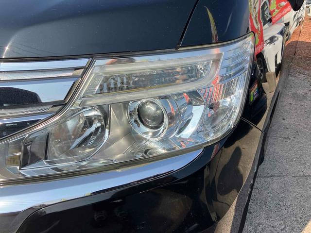 ステップワゴンスパーダ Z ETC バックカメラ ナビ TV 両側電動スライドドア オートライト HID サンルーフ スマートキー アイドリングストップ 電動格納ミラー 3列シート CVT アルミホイール CD DVD再生(29枚目)