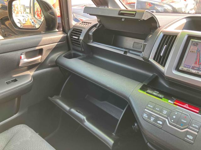 ステップワゴンスパーダ Z ETC バックカメラ ナビ TV 両側電動スライドドア オートライト HID サンルーフ スマートキー アイドリングストップ 電動格納ミラー 3列シート CVT アルミホイール CD DVD再生(36枚目)