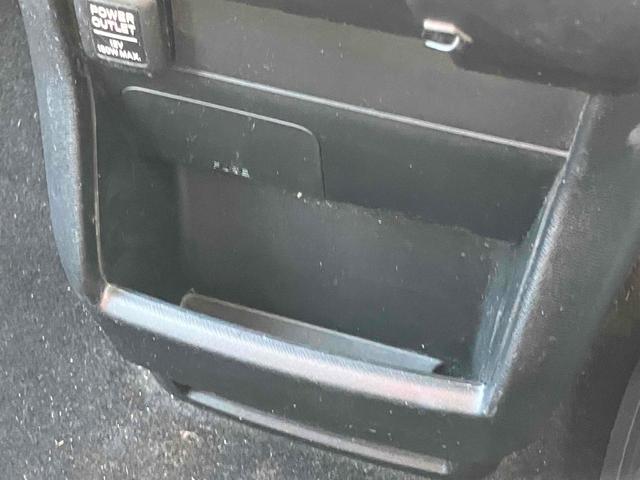 ステップワゴンスパーダ Z ETC バックカメラ ナビ TV 両側電動スライドドア オートライト HID サンルーフ スマートキー アイドリングストップ 電動格納ミラー 3列シート CVT アルミホイール CD DVD再生(40枚目)