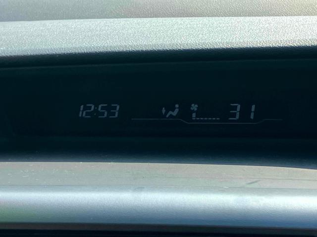 ステップワゴンスパーダ Z ETC バックカメラ ナビ TV 両側電動スライドドア オートライト HID サンルーフ スマートキー アイドリングストップ 電動格納ミラー 3列シート CVT アルミホイール CD DVD再生(41枚目)