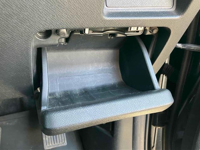 ステップワゴンスパーダ Z ETC バックカメラ ナビ TV 両側電動スライドドア オートライト HID サンルーフ スマートキー アイドリングストップ 電動格納ミラー 3列シート CVT アルミホイール CD DVD再生(48枚目)