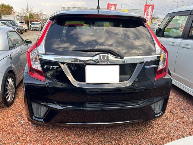 フィットハイブリッド Lパッケージ フルフラットシート ナビ&TV 地デジフルセグTV 安全ボディ ミュージックプレイヤー接続可 LED ECON バックカメラ オートクルーズコントロール イモビライザー ETC ESC ABS(5枚目)