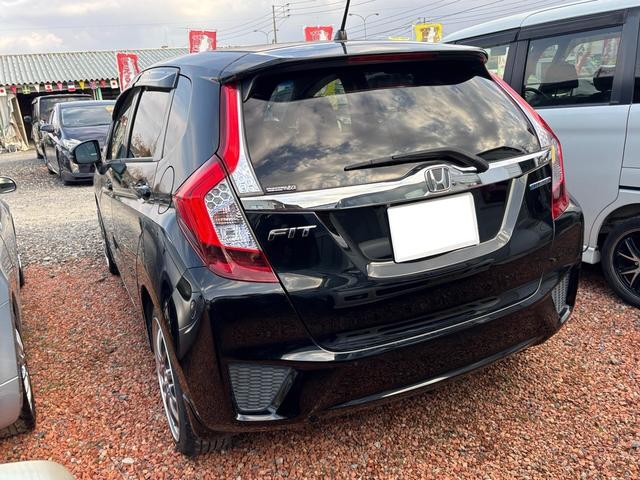 フィットハイブリッド Lパッケージ フルフラットシート ナビ&TV 地デジフルセグTV 安全ボディ ミュージックプレイヤー接続可 LED ECON バックカメラ オートクルーズコントロール イモビライザー ETC ESC ABS(6枚目)