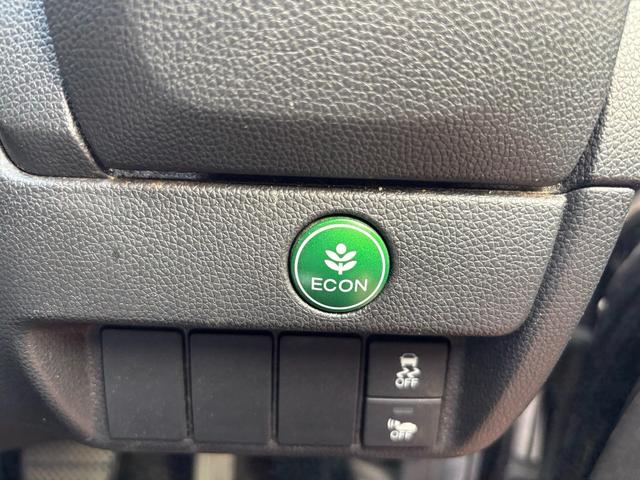 フィットハイブリッド Lパッケージ フルフラットシート ナビ&TV 地デジフルセグTV 安全ボディ ミュージックプレイヤー接続可 LED ECON バックカメラ オートクルーズコントロール イモビライザー ETC ESC ABS(31枚目)